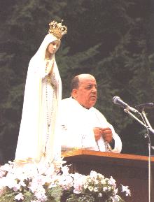 Don S.Gobbi na veeradle v Marienfried (Nem.) 2.9.1985 - fotografia, pouit na obale "modrej knihy"